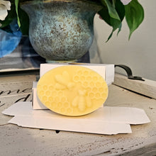 Load image into Gallery viewer, Beeswax Lotion Body Melt Bars